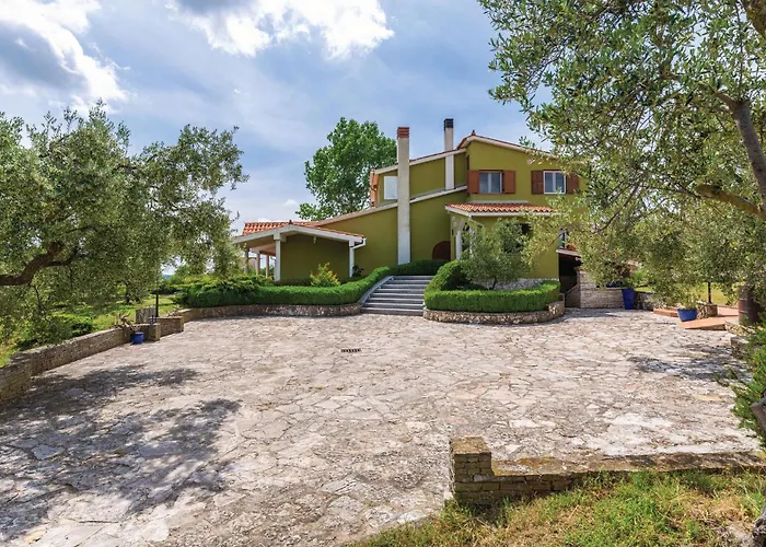 Ferienhaus In Galižana