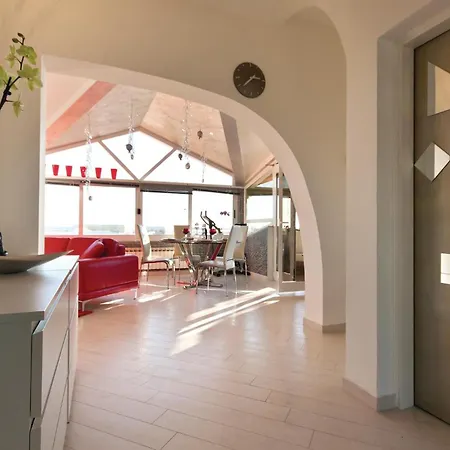 Lovely In Vakantiehuis