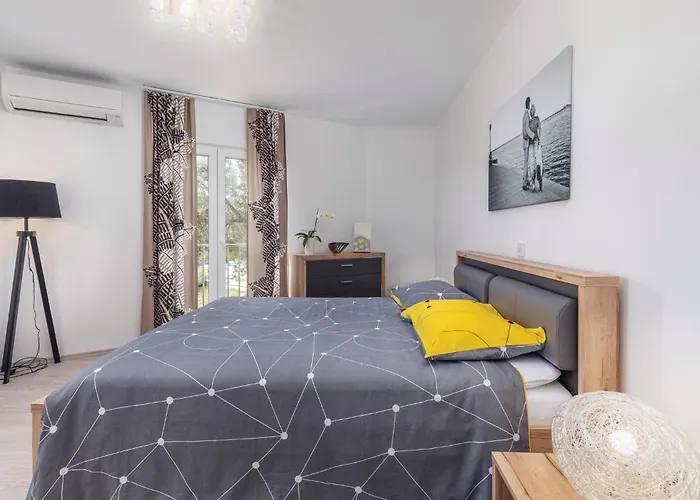 In Σπίτι διακοπών